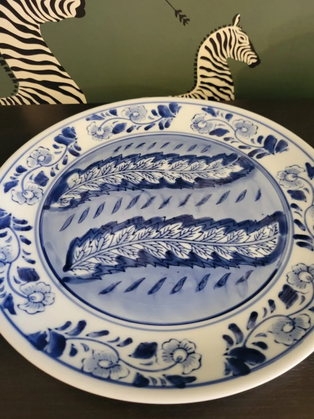 Centrum Blue & White Dinner Plate hand-painted flowers 10